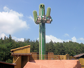Drop Tower in Fraispertuis, Frankreich