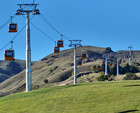 Kuppelbare 8er Gondelbahn in Nalati, China