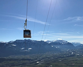 Pendelbahn in Frümsen, Schweiz